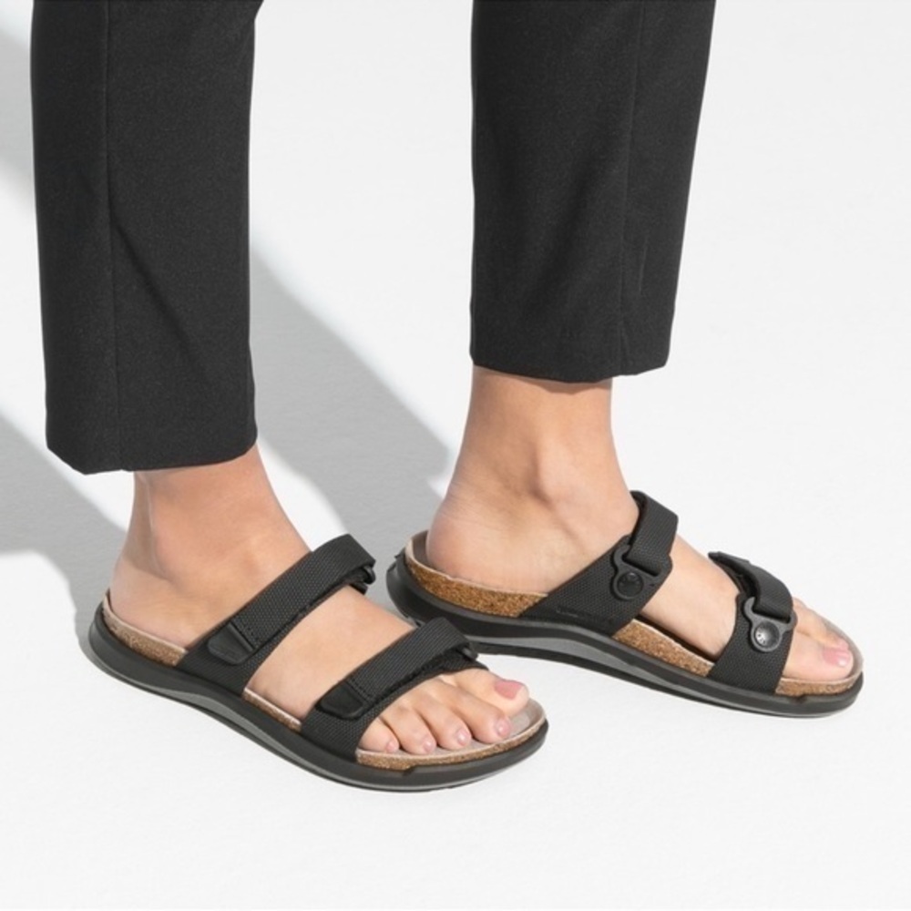 NWT Birkenstock Sahara Birko-Flor Women’s Sandals Black Size 37 US 6